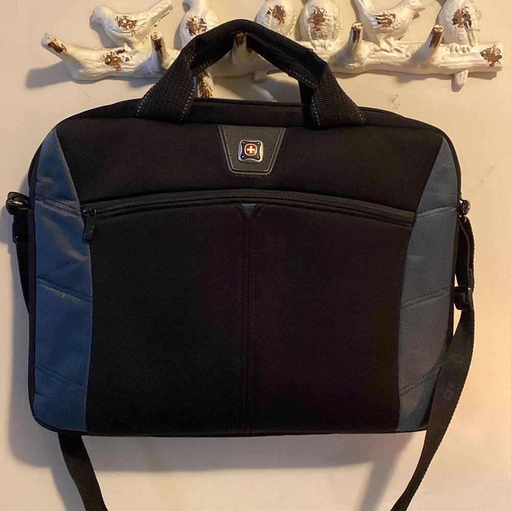 SwissGear Laptop Bag- Gently Used!